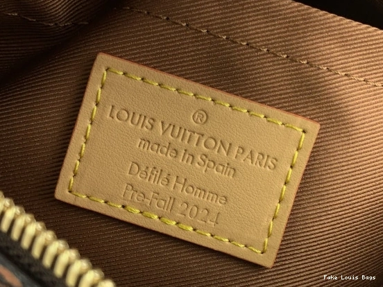 Repladies Chess Messenger-24*24*8CM LOUIS VUITTON 0708